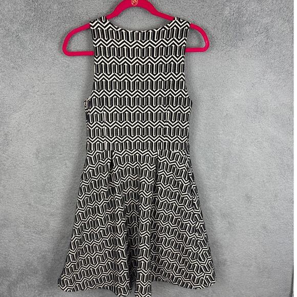 Leifsdottir Anthropologie Fit & Flare Quilted Dress Full Front Zip Size 6 Winter - Picture 3 of 9